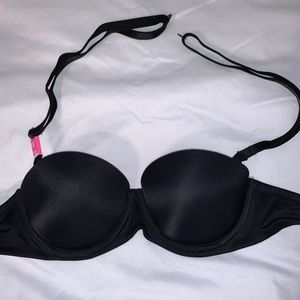 Strapless black bra